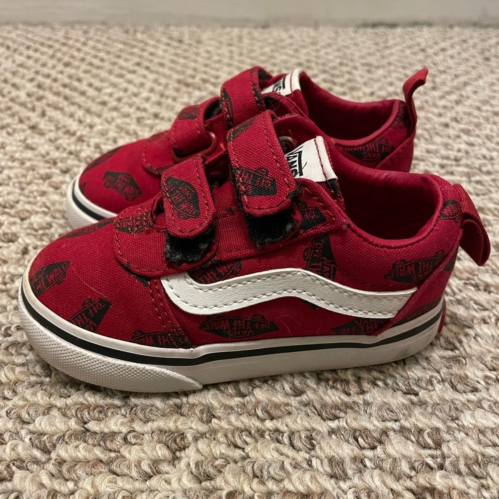 Baby Boy Vans Sz 6c